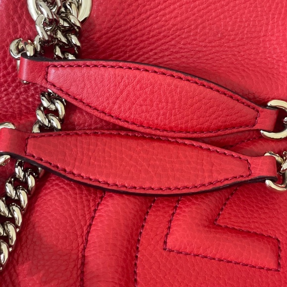 Gucci Red Soho Chain Leather Bag - Picture 9 of 16